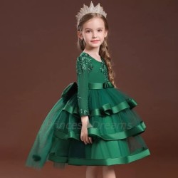 Belle robe de soirée pour...